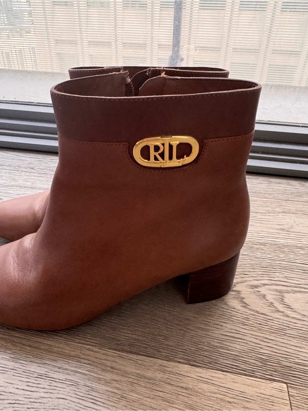 Ralph Lauren Brown Leather Boots with Gold Logi - Picture 4 of 6